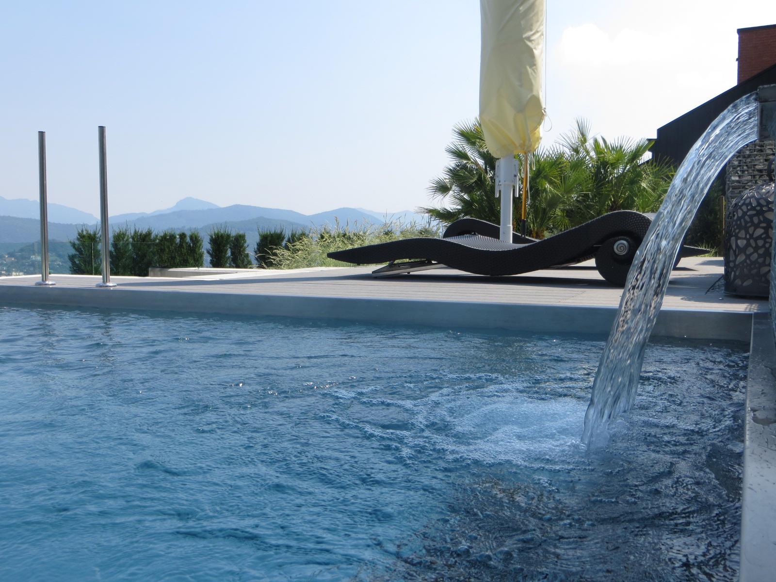 PISCINA IN ACCIAIO INOX PER RESIDENZA DI VACANZA - bioggio