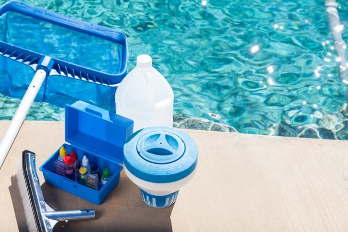 attrezzatura-manutenzione-piscina attrezzatura-manutenzione-piscina